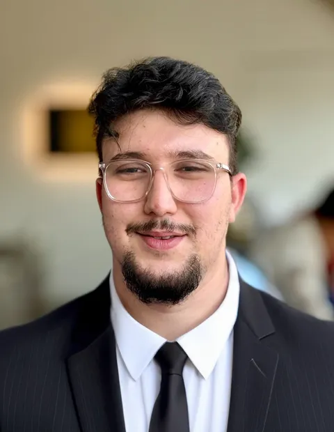 Djamel Bougouffa, Full-Stack Software Engineer portrait